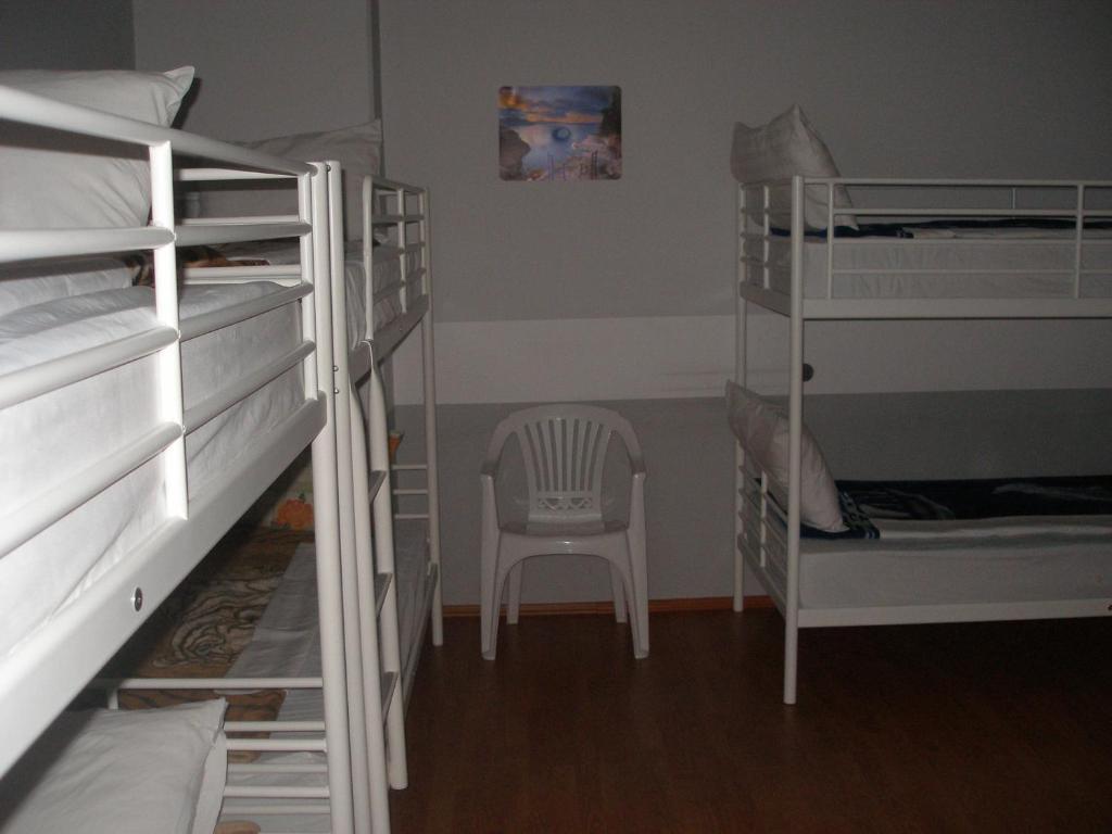 Kretan Hostel Bucarest Habitación foto
